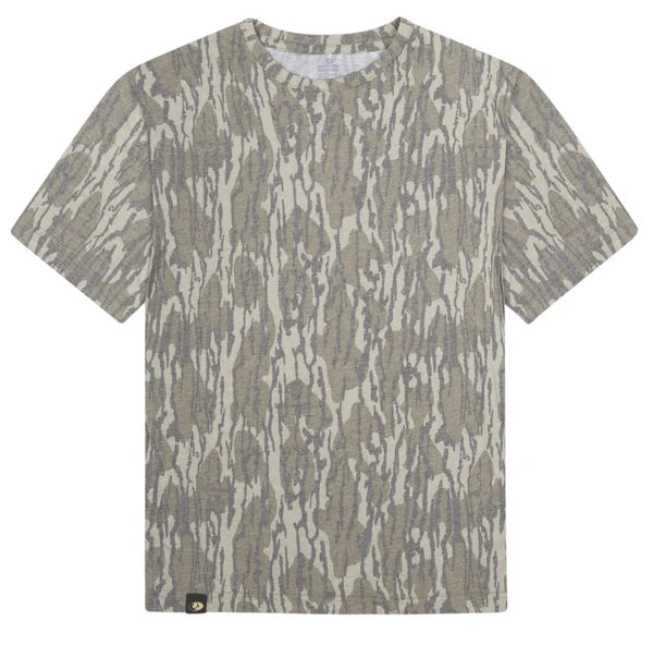 Mossy Oak Camo T-Shirt: Stylish Hunting Apparel for Outdoor Enthusiasts