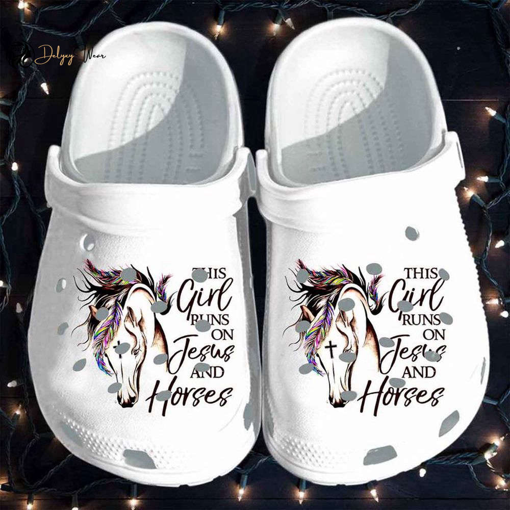 Croc Shoe – Clog Shoe This Girl Runs On Jesus And Horses For Horse Lovers