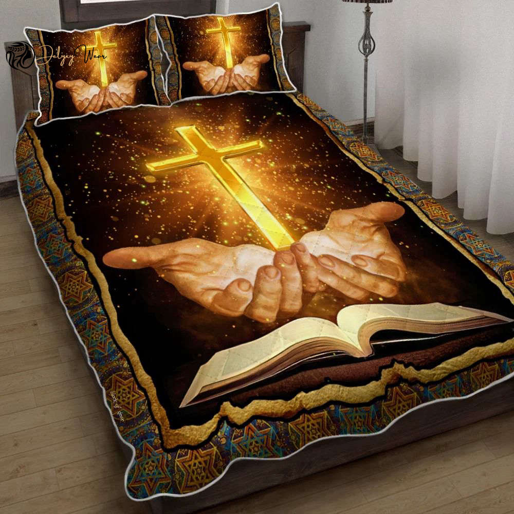 Divine Jesus Bible Quilt Bedding Set: Perfect Gift for Faithful Sleepers