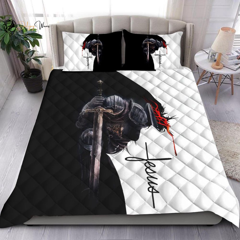 Divine Jesus Quilt Bedding Set: Perfect Gift for Believers