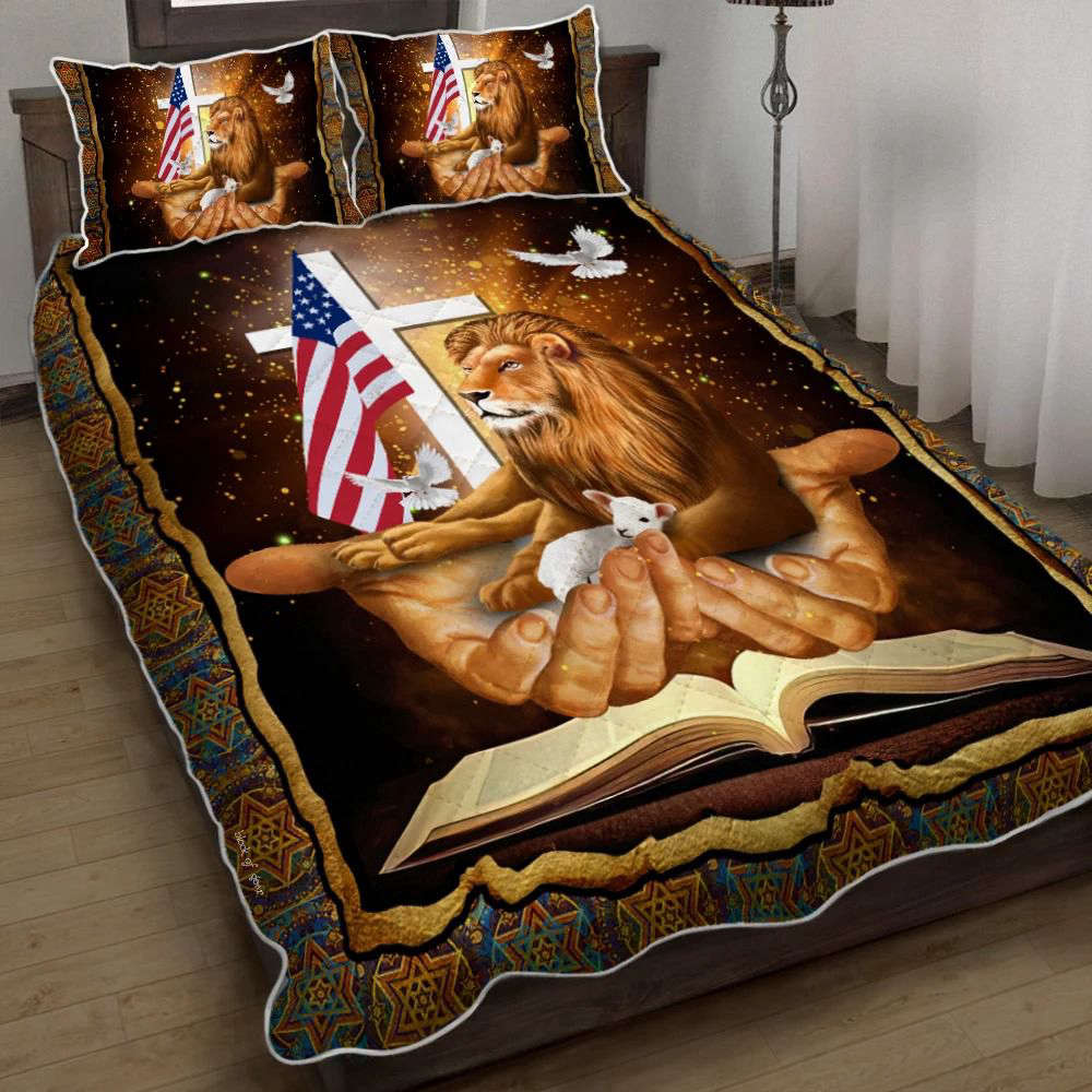 Jesus Lamb & Lion Patriot Quilt Bedding Set – Inspiring and Patriotic Bed Decor