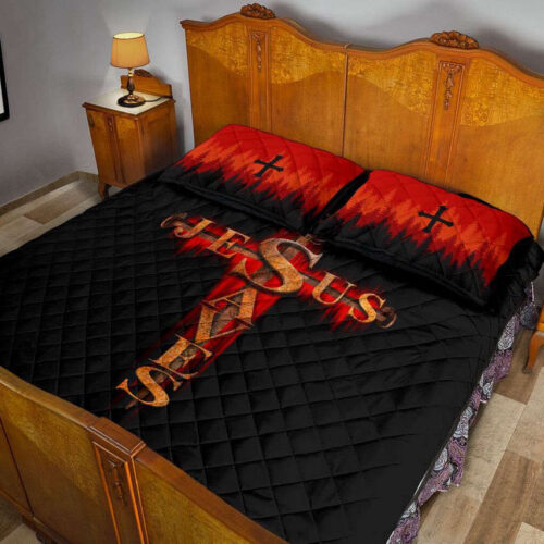 Jesus Saves Quilt Bedding Set – Heavenly Comfort for Divine Sleep