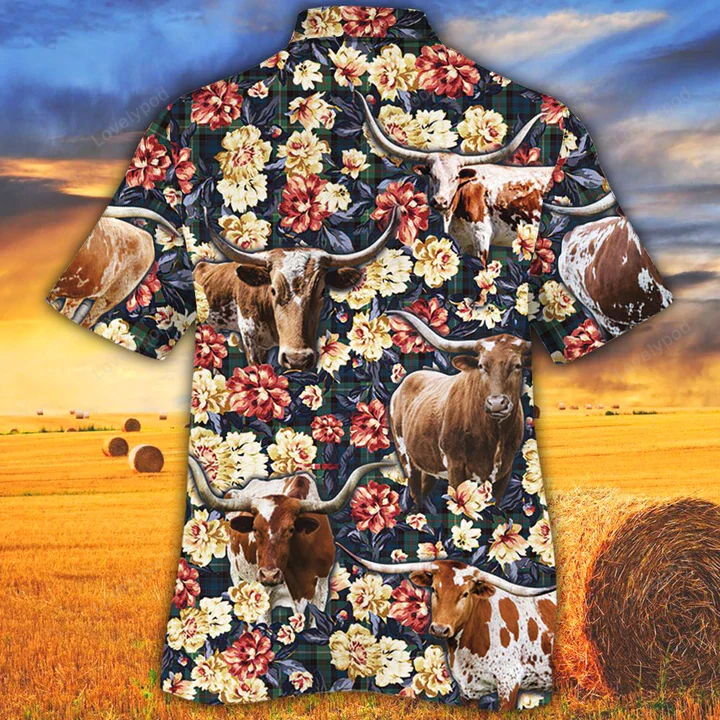 Stylish Cow Hawaiian Shirt Gift for Men Women Fans: Green Plaid Pattern for Tx Longhorn Cattle Lovers Perfect for Summer