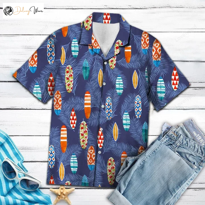 Stay Stylish on the Beach with our Tropical Surfboard Hawaiian Shirt Gift for Men Women Fans – Summer Vibes Palm Trees and Beach Leaves