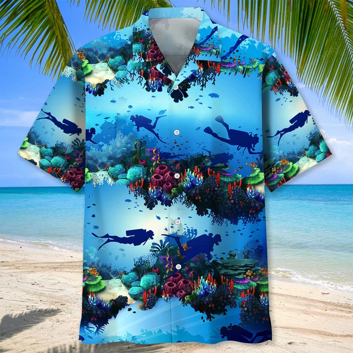 Scuba Diving Hawaiian Shirt Gift for Men Women Fans – Men & Women Beach Scuba Diver Shirt Gift for Men Women Fans