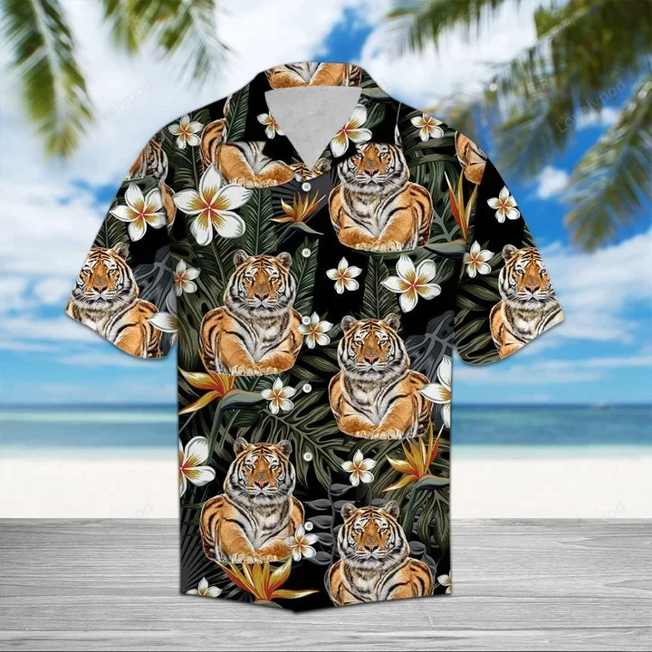 Exquisite Tiger with Plumeria: Hawaiian Forest Shirt Gift for Men Women Fans for a Stylish Tropical Look