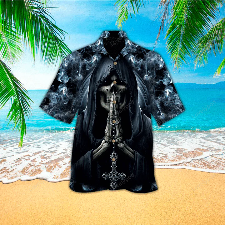 Dilligaf Flame Skull Hawaiian Shirt – Perfect Men s Clothing for Skull Enthusiasts!