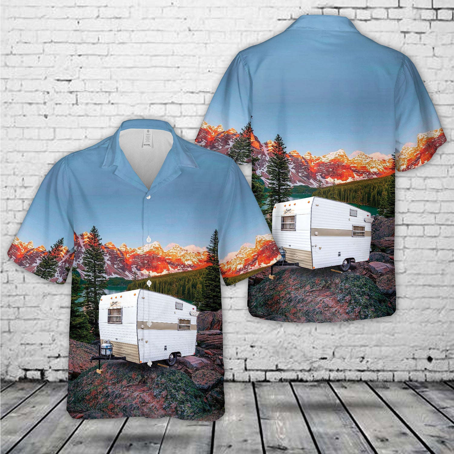 1970 Shasta Compact 13′ Camper Hawaiian Shirt Gift for Men Dad Father Gift for Men Dad Father