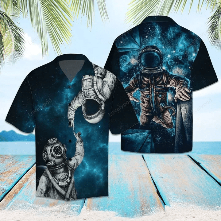 Explore Outer Space in Style with Astronaut Hawaiian Shirt Gift for Men Dad Father – Men s Short Sleeve Aloha Shirt