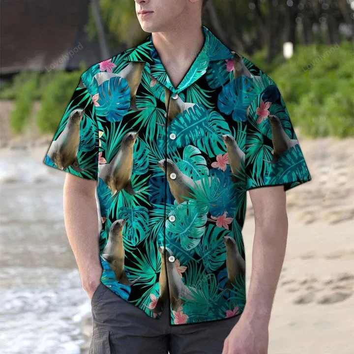 Stylish Happy Seal Hawaiian Shirt Gift for Men Dad Father with Tropical Jungle Pattern for Fun-loving Beachgoers