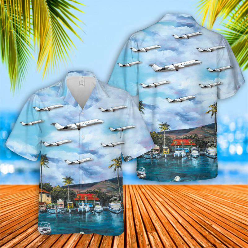 Mesa Airlines Bombardier CRJ-200LR Hawaiian Shirt Gift for Men Dad Father Gift for Men Dad Father