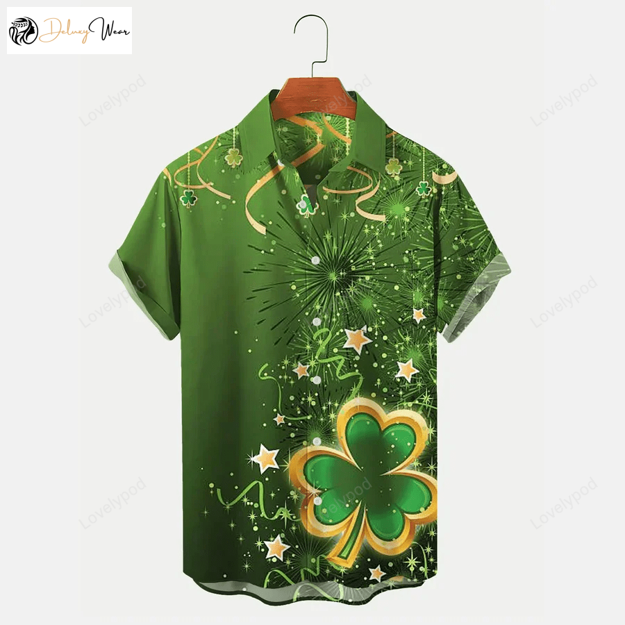 St Patrick s Day Shamrock Print Men s Hawaiian Shirt Gift for Men Dad Fathers: Casual Comfortable & Plus Size
