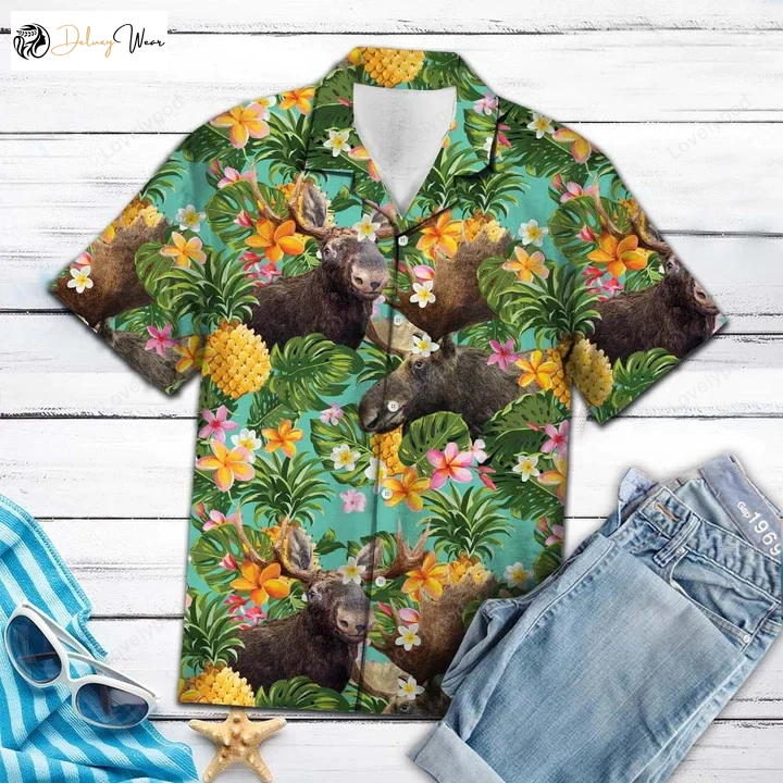 Stylish Tropical Pineapple with Moose Hawaiian Shirt Gift for Men Dad Father: Perfect for a Fun Summer Look