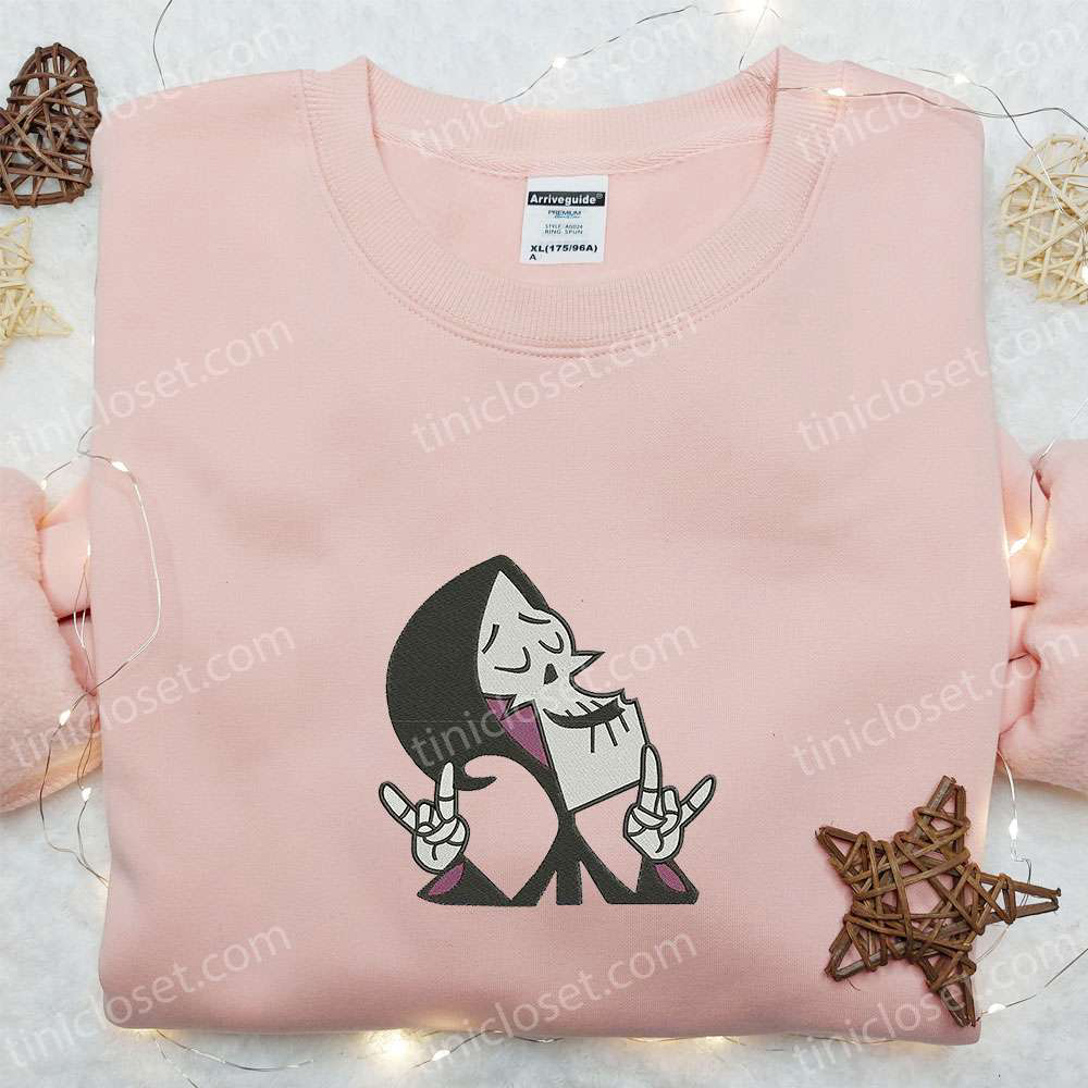 Grim Smile Ghost Embroidered Shirt – Perfect Spirit Halloween T-shirt and Halloween Gift for Family