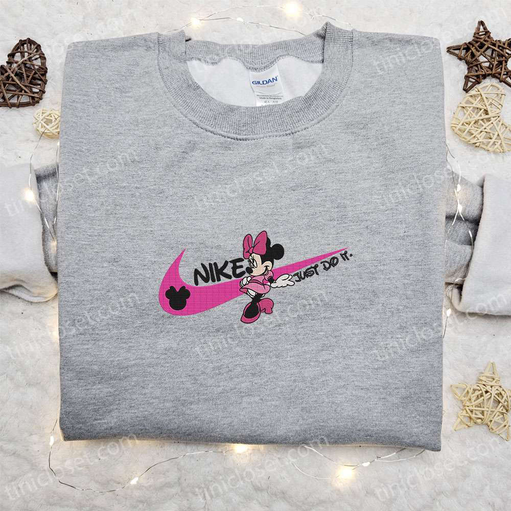 Disney Minnie Mouse x Nike Embroidered Hoodie & Shirt: Best Family Gift Ideas