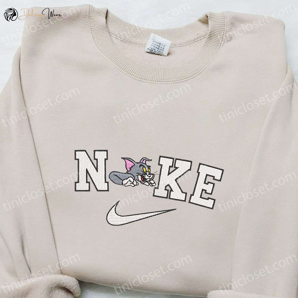 Tom and Jerry Embroidered Sweatshirt: Nike Cartoon Hoodie – Perfect Family Gift