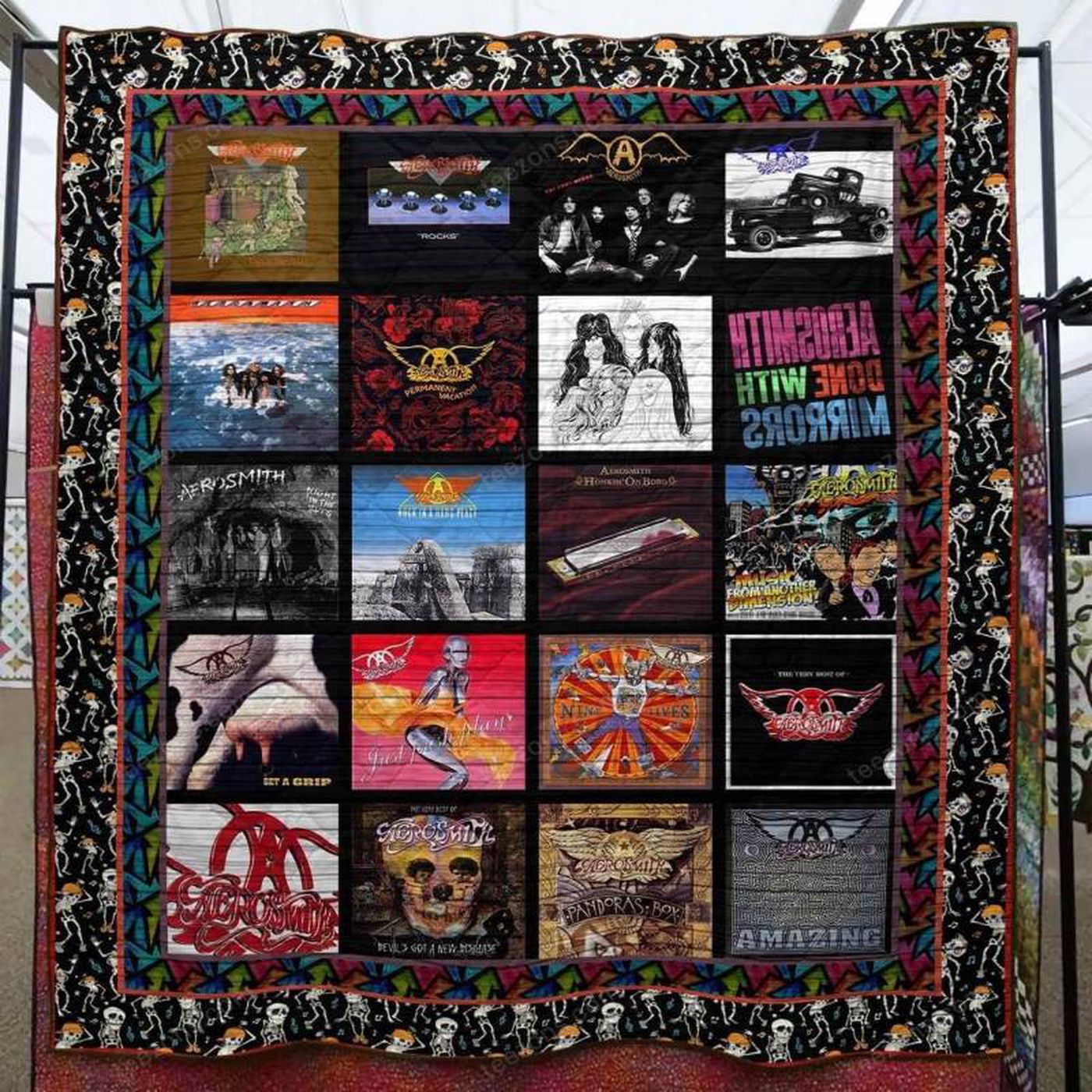 Rock your style with Aerosmith Blanket TH1607 Quilt – Cozy and Vibrant Rock Band Merchandise