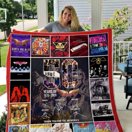 Cozy Aerosmith Fleece Blanket Quilt – Rock Your Comfort with this Stylish Blanket!