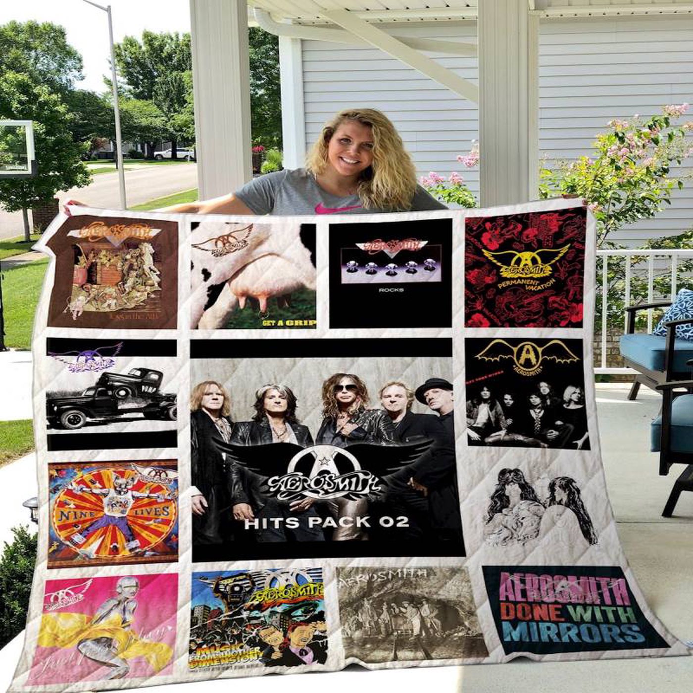 Rock Your Bed with an Aerosmith Quilt Blanket – Extra Cozy and Stylish!