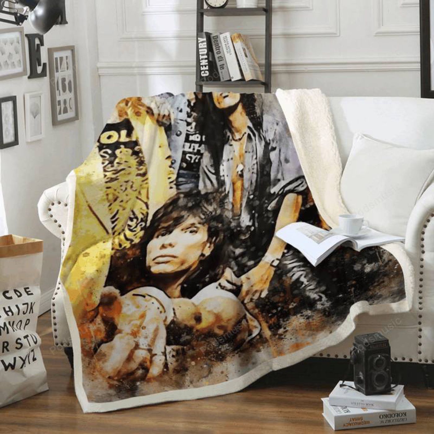 Rock Your Home Decor with Aerosmith Watercolors Sherpa Fleece Blanket – Perfect Gift for Fans!