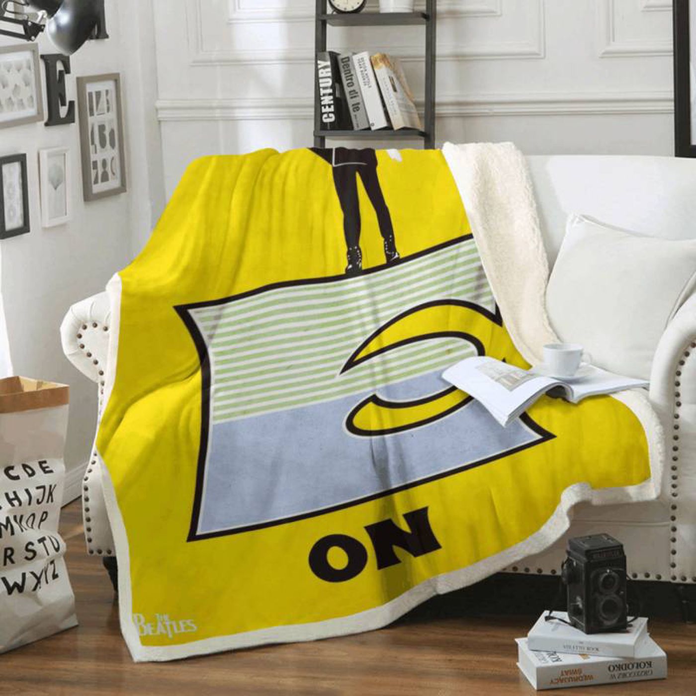 Beatles Help Fleece Blanket: Cozy Tribute to Iconic English Rock Band
