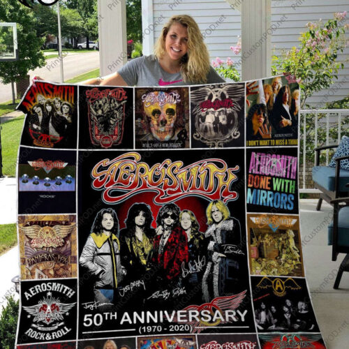 H-Aerosmith Quilt Blanket: Perfect Holiday Gift for Christmas & Thanksgiving – Cozy and Versatile for All Occasions