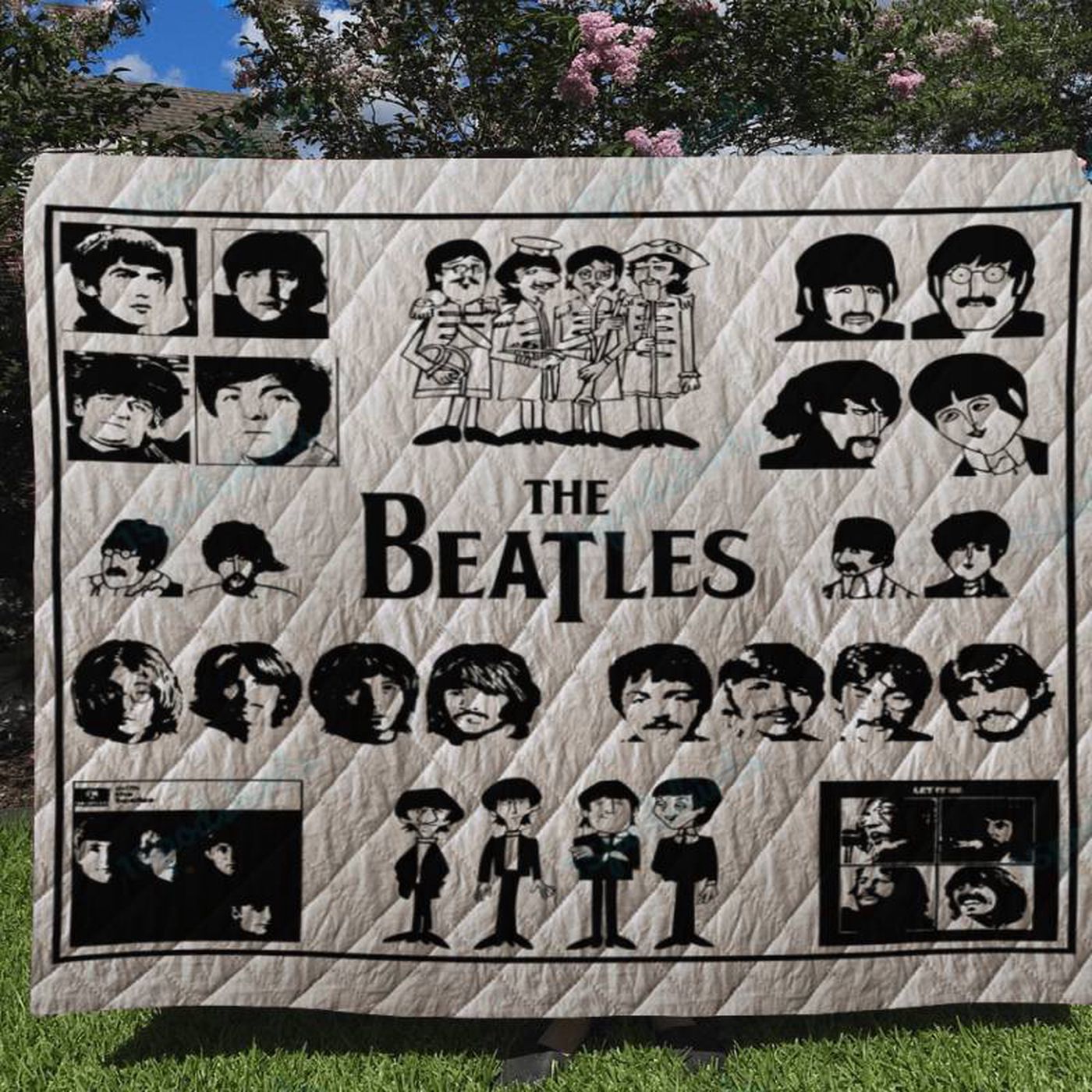 Beatles Quilt Blanket: M Black White Design – Cozy and Stylish Bedding
