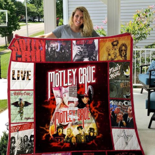 Motley Crue 1 Quilt Blanket G95: Rock Your Nights with this Stylish and Cozy Bedding