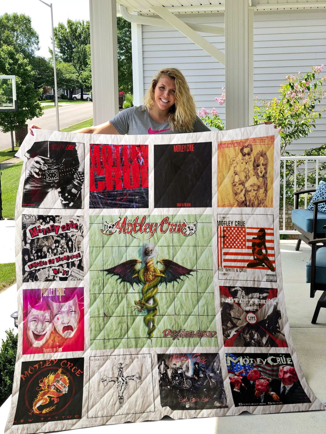 Motley Crue 2 Quilt Blanket: Perfect Fan Home Decor Gift Motley Crue 2 Quilt Blanket: Perfect Fan Home Decor Gift