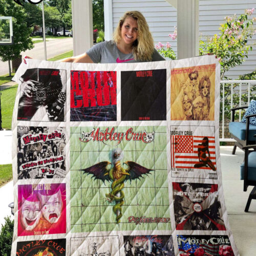 Motley Crue 2 Quilt Blanket: Perfect Fan Home Decor Gift