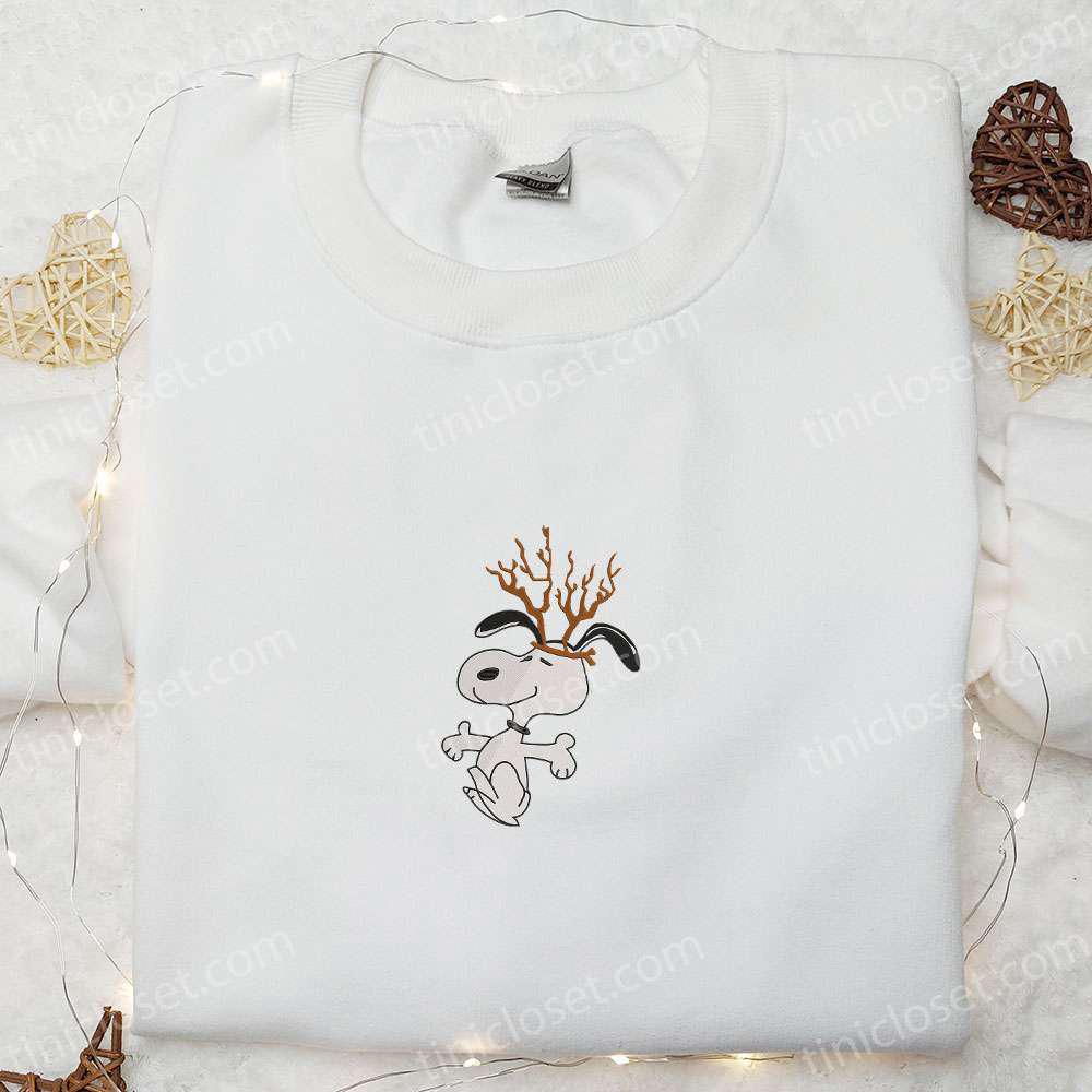 Snoopy Reindeer Antlers Shirt & Peanuts Cartoon Hoodie: Best Christmas Gifts for Family