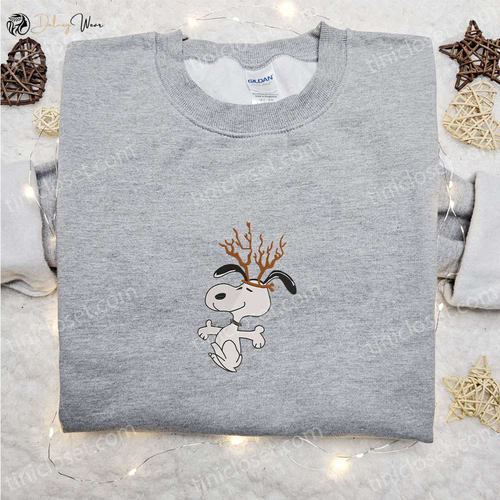 Snoopy Reindeer Antlers Shirt & Peanuts Cartoon Hoodie: Best Christmas Gifts for Family