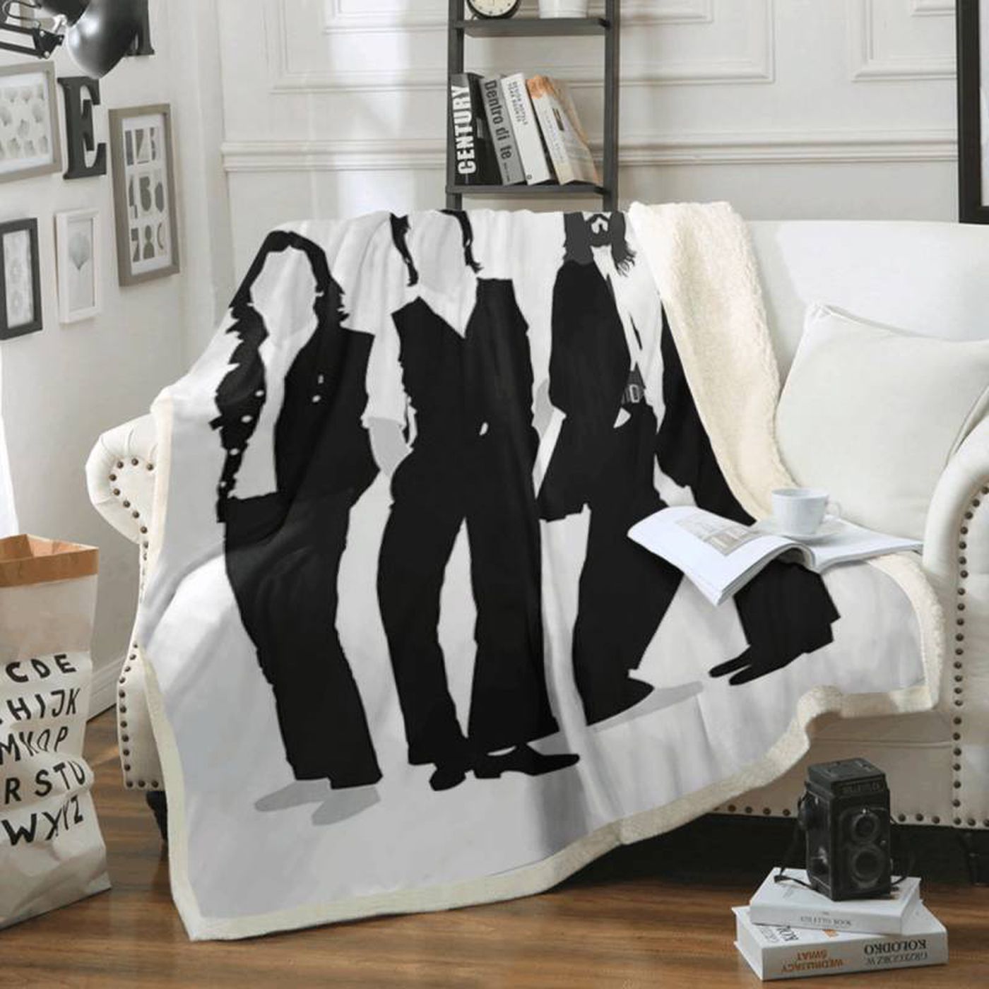 Beatles Art Design Fleece Blanket – All Members Included! Perfect for Beatles Fans