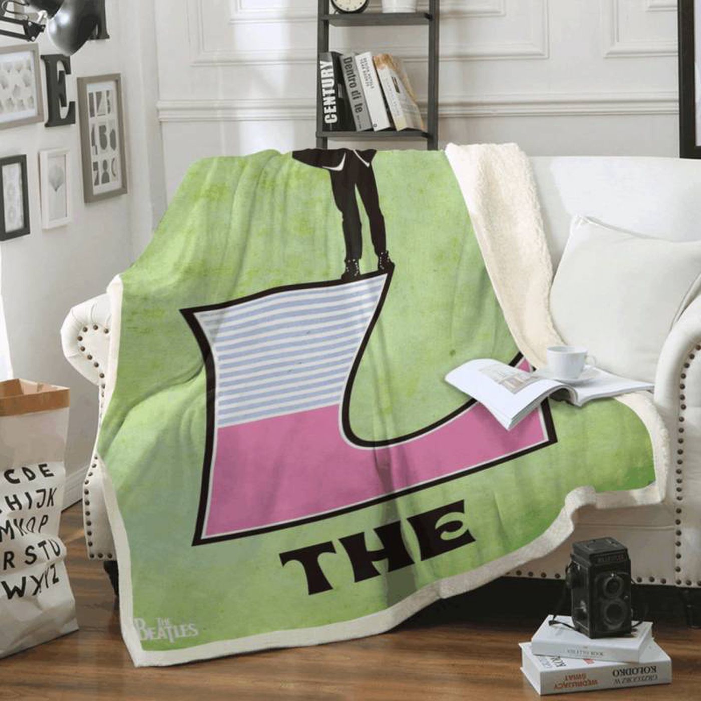 The Beatles Band Help L Fleece Blanket – Show Your Love for The Fab Four!