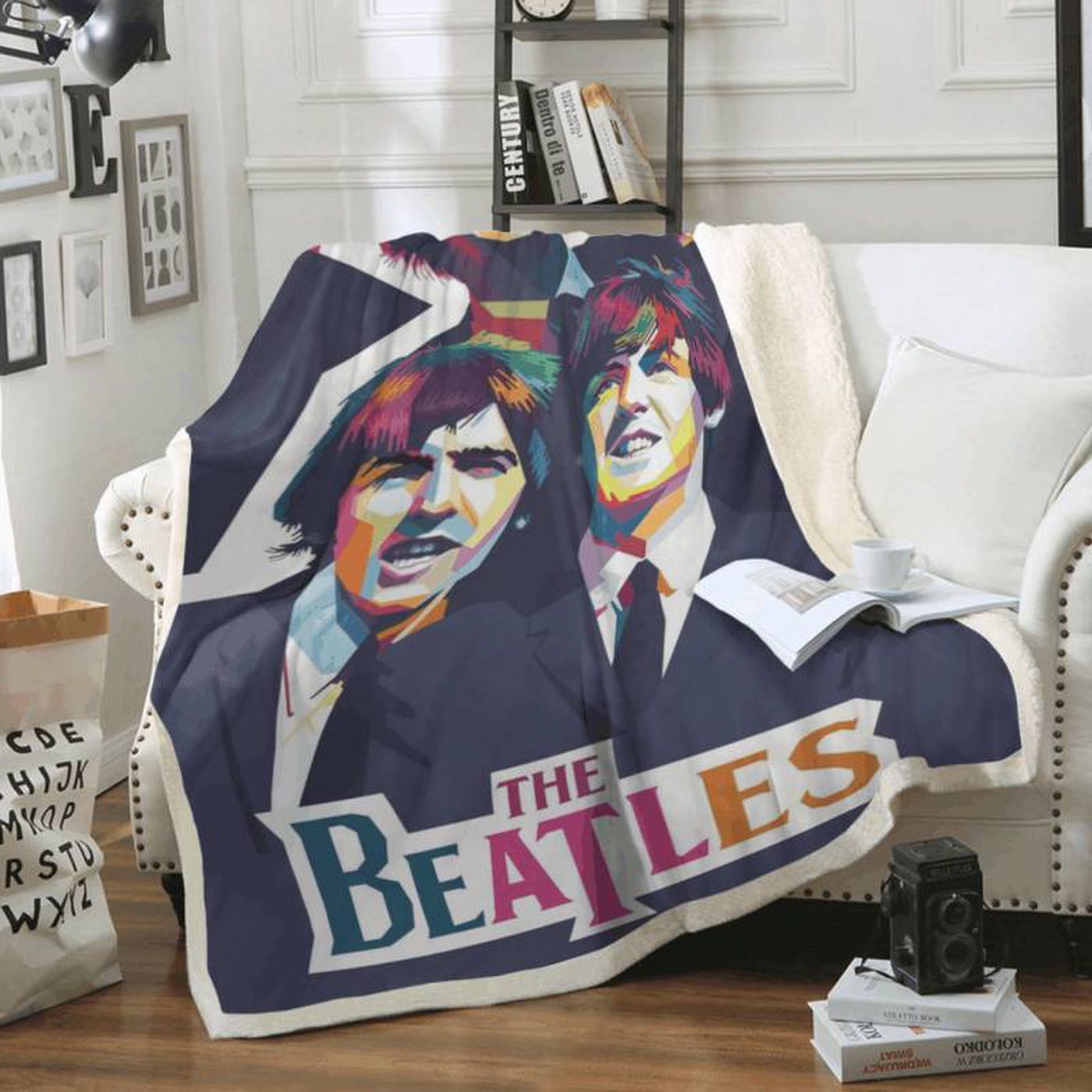 The Beatles Fleece Blanket: Iconic Liverpool Band Legend for Beatles Fans