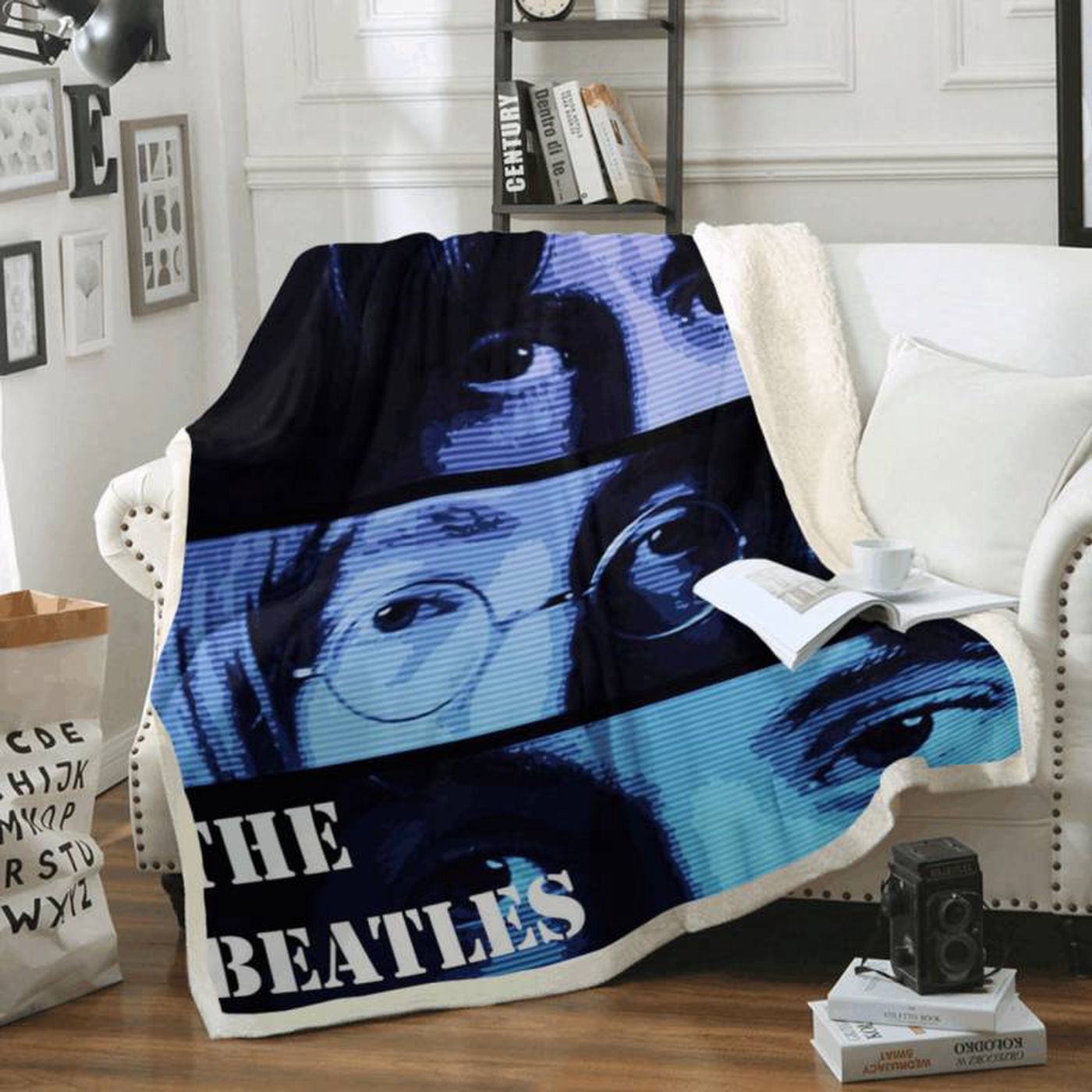 The Beatles Band Iconic Liverpool Fleece Blanket – English For Fans The Legend of The Beatles