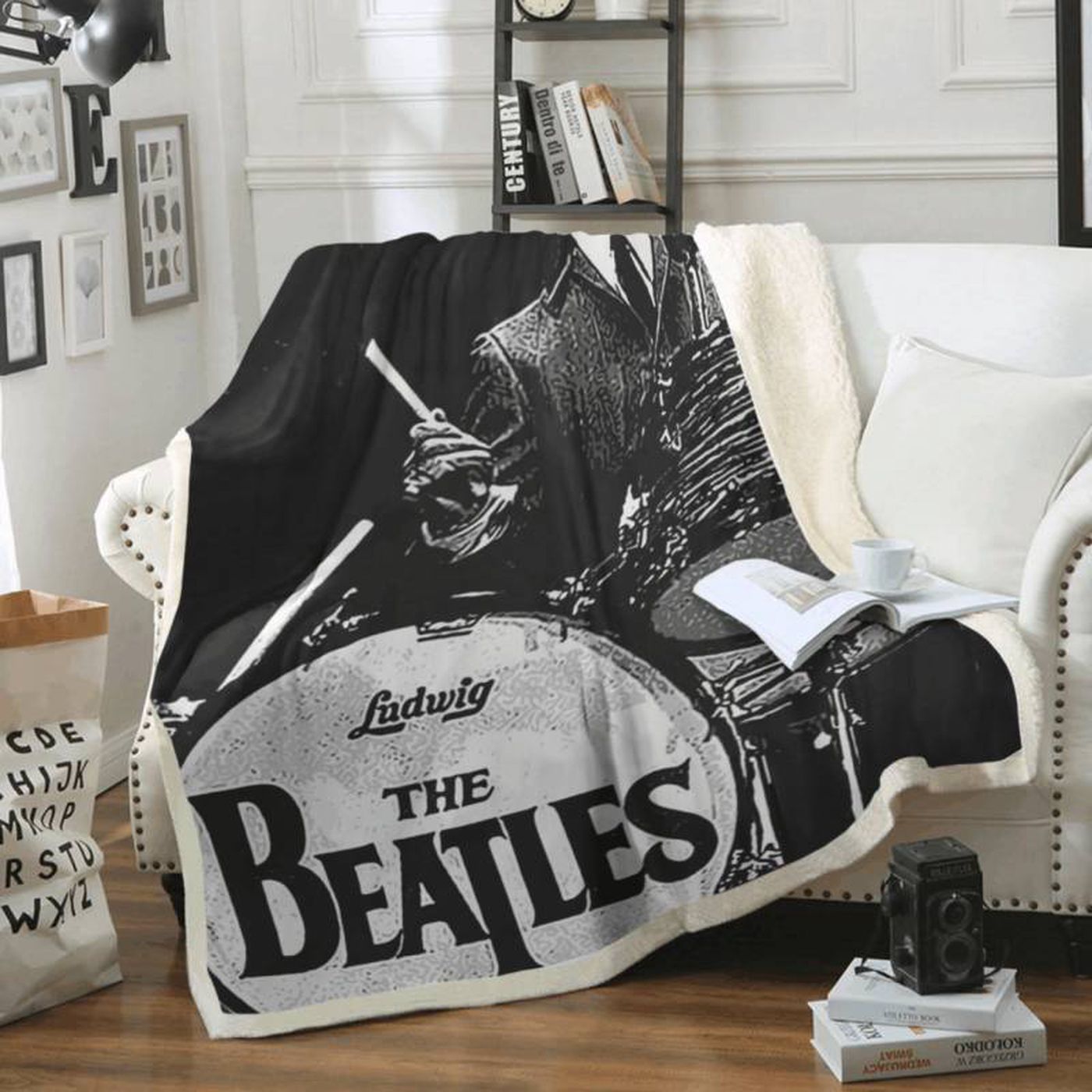The Beatles Fleece Blanket: Legendary English Band Merchandise for Ultimate Comfort
