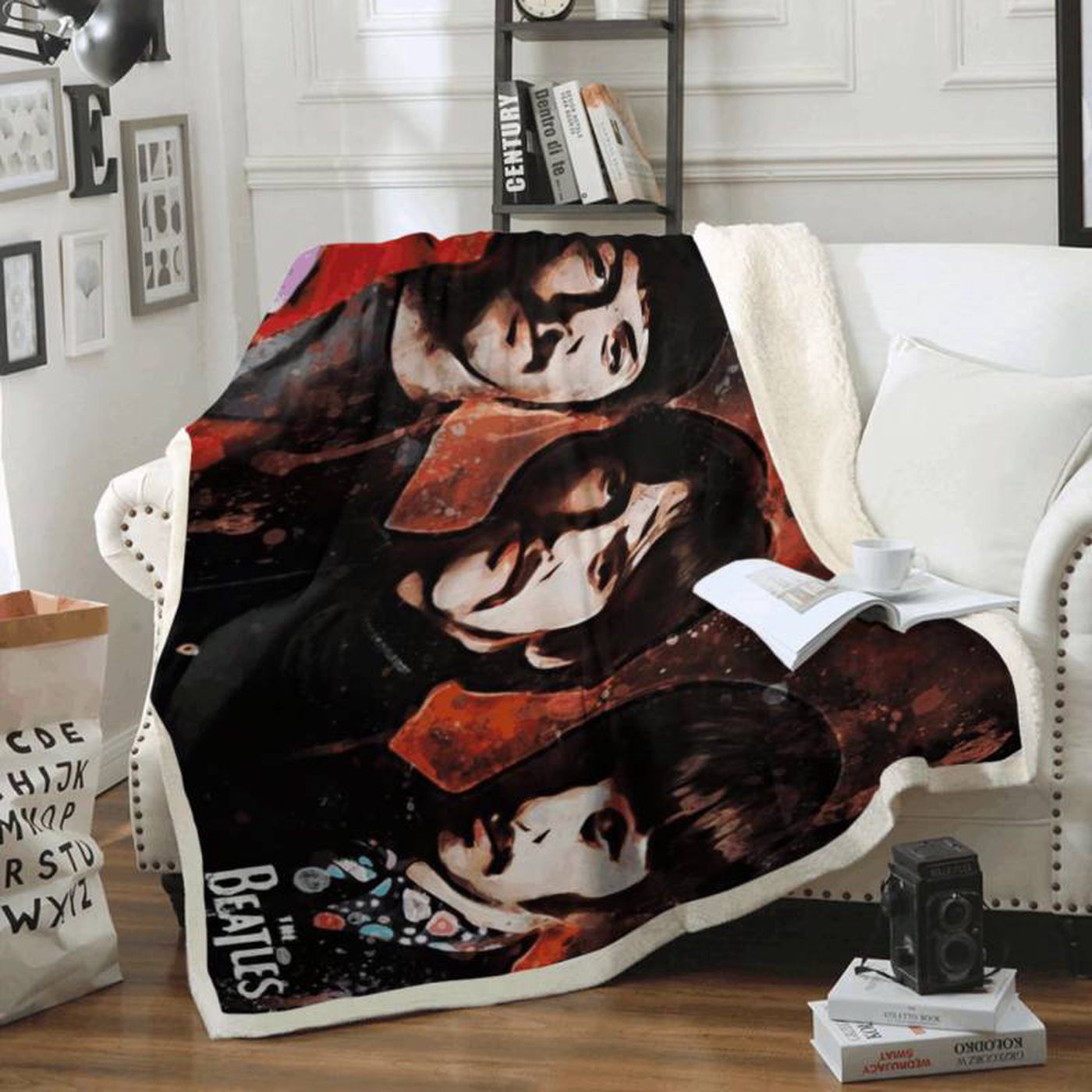 The Beatles Eleanor Rigby Fans Fleece Blanket – Cozy Tribute for Music Lovers!