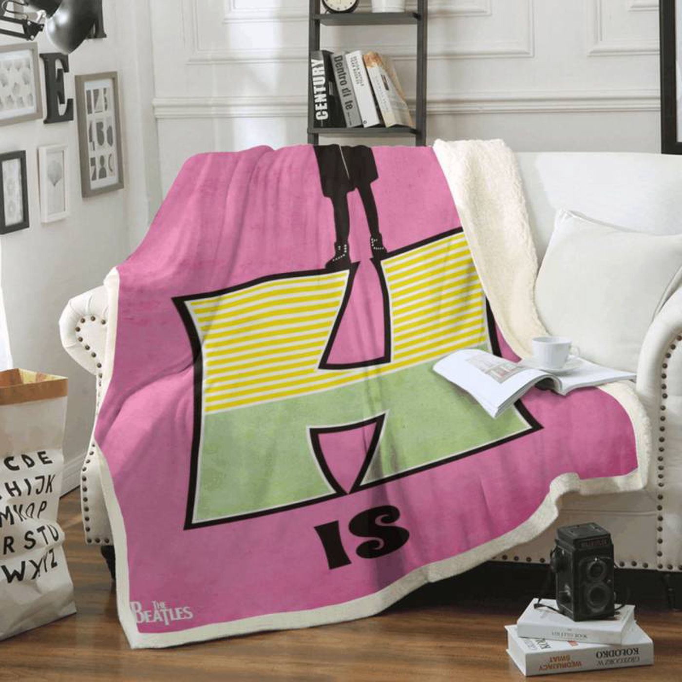 The Beatles Help H Fleece Blanket: Cozy Tribute to the Iconic Band!