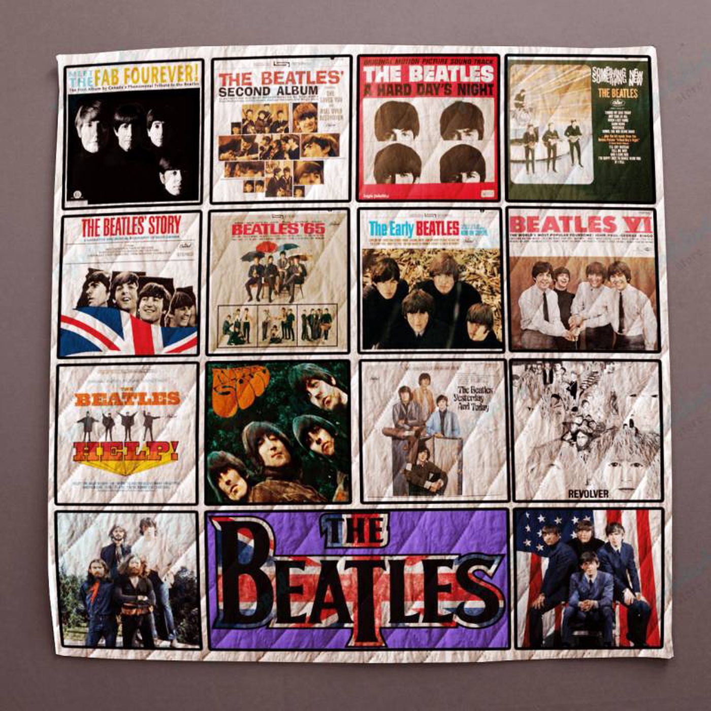 Cozy Up with The Beatles Quilt Blanket – Iconic Musical Memorabilia for Every Fan