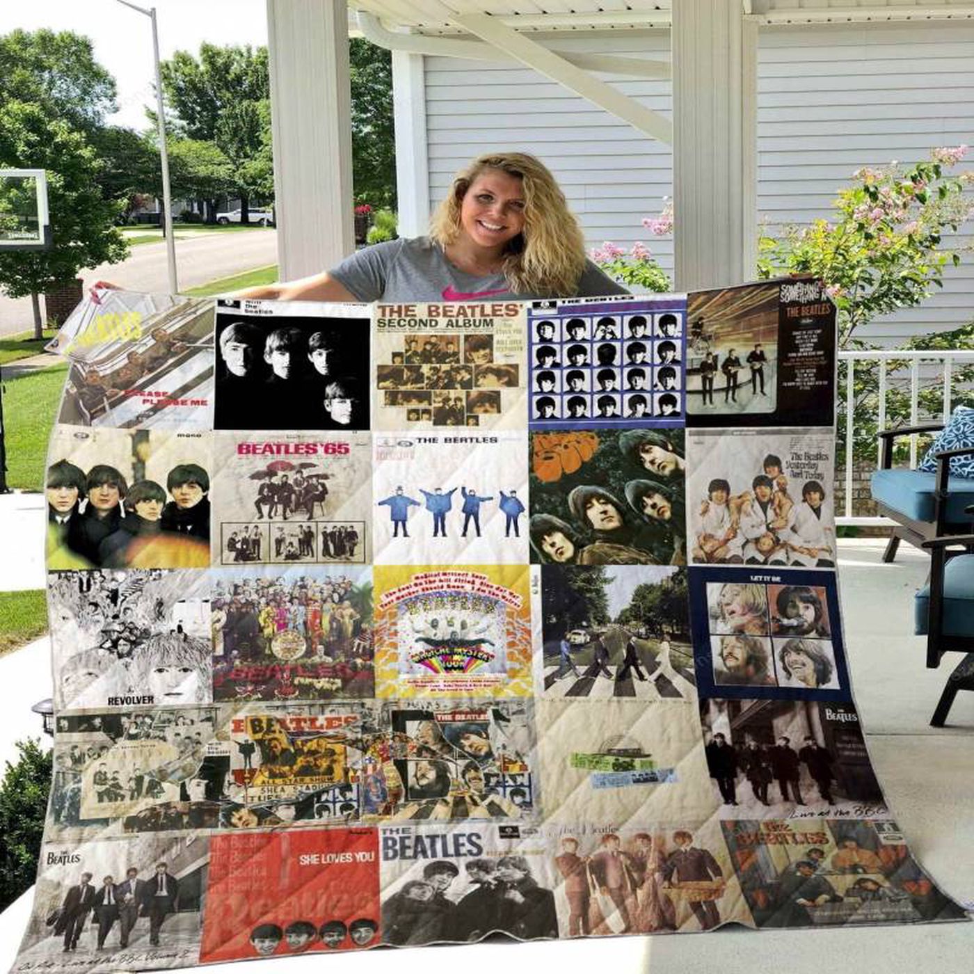 The Beatles Style Gift Blanket TH Gift Quilt: Cozy up with iconic vibes!