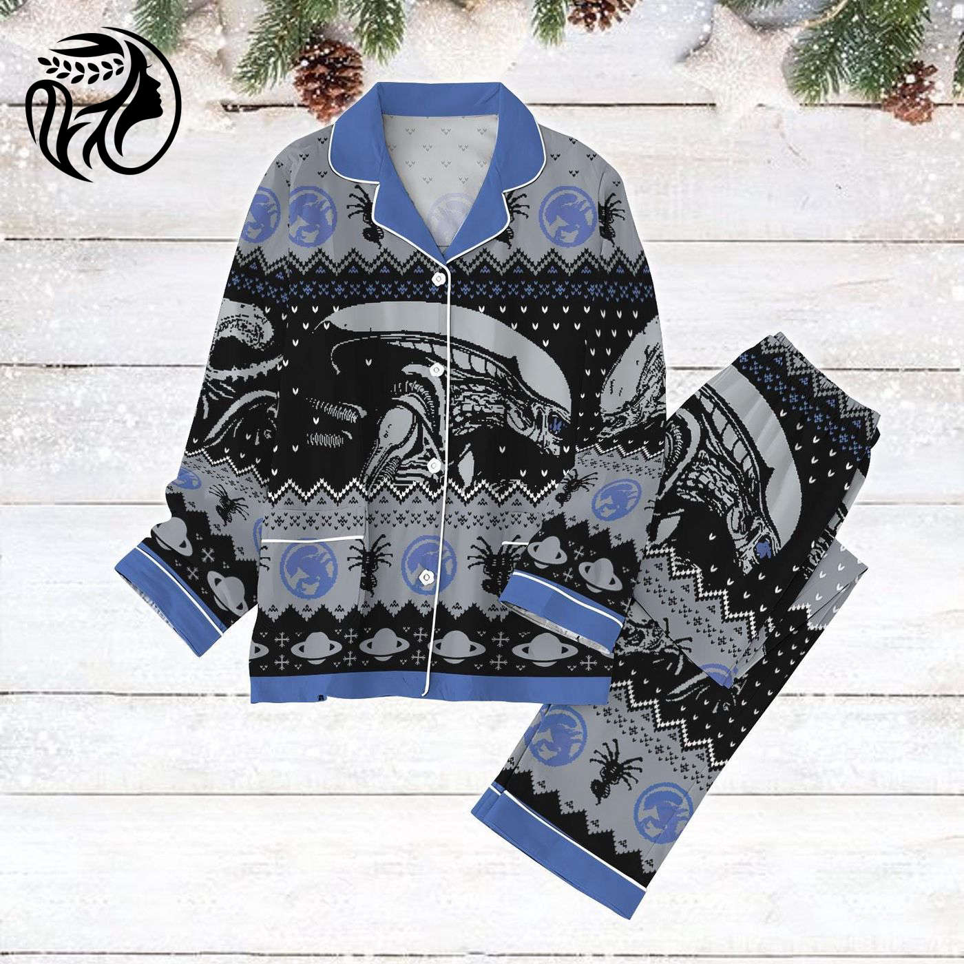 Christmas Alien Xenomorph Pajamas: 1979 Set 90s Horror Movie Women s Holiday PJs – Perfect Christmas Gift Idea!