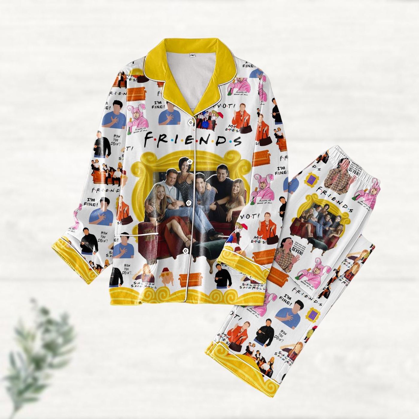 Halloween Friends Pajamas Set: Vintage 90s Movie Friends Womens PJs Trick Or Treat Merch – Perfect Gift for Fans!