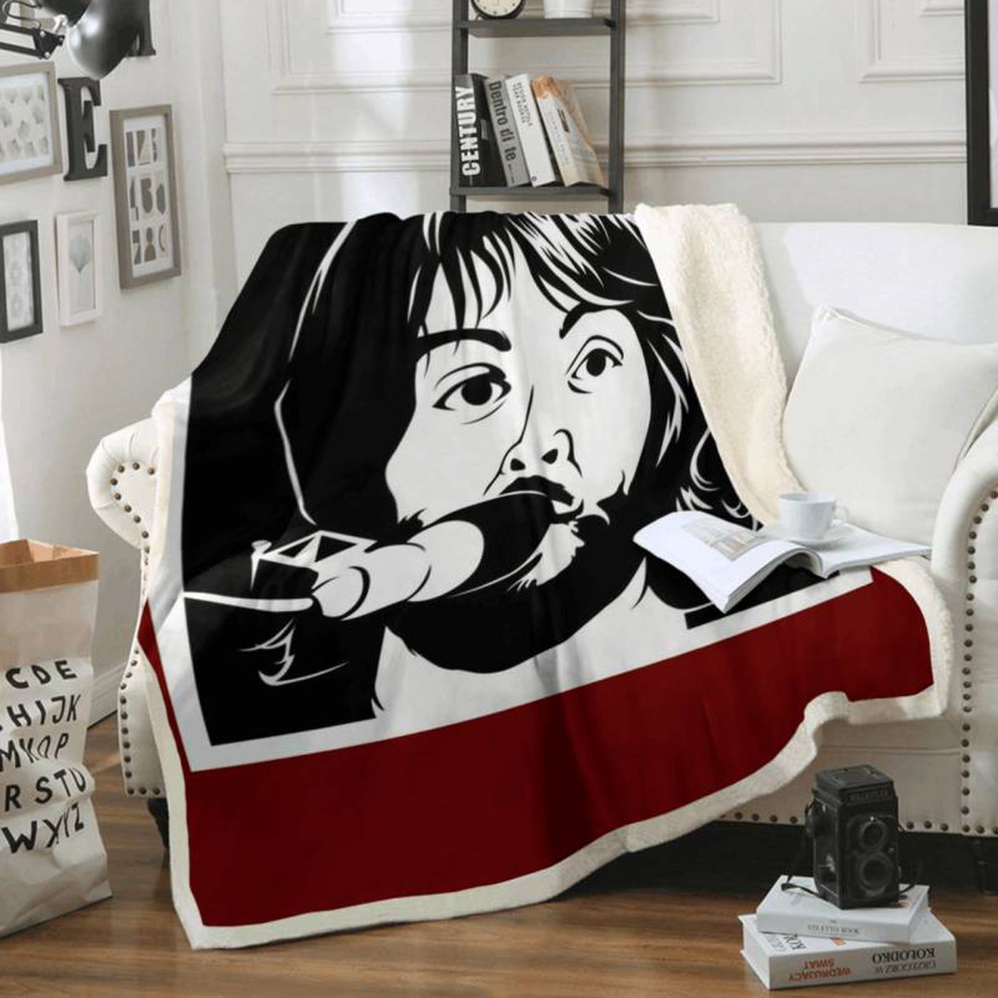 Beatles Art Fleece Blanket: Paul McCartney Let It Be Tribute – Cozy Comfort with Iconic Music Design