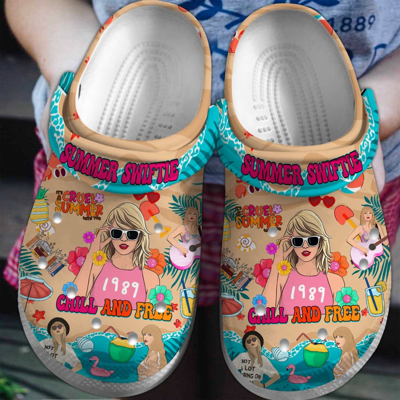 Stylish & Cozy Taylor Swift Colorful Clogs for Kids & Adults – Ultimate Comfort Guaranteed!