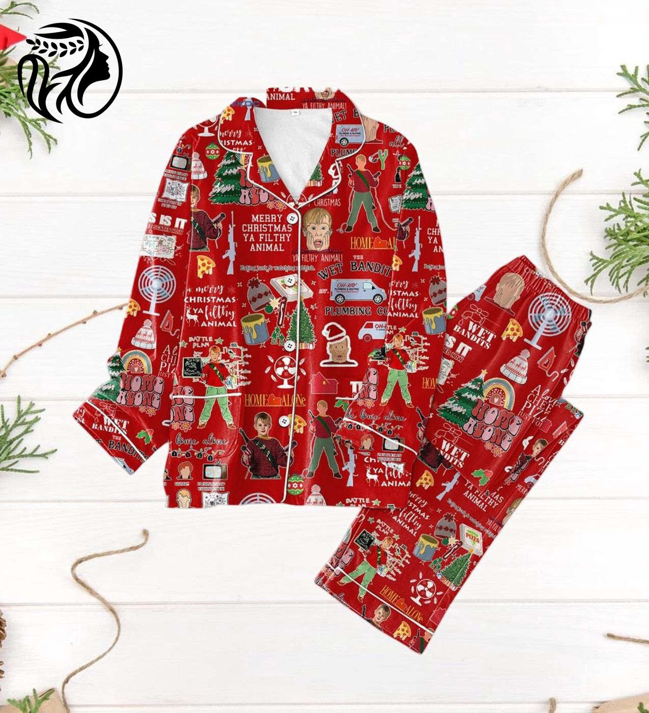 Cozy Home Alone Christmas Pajamas Set: Kevin McCallister Holiday PJs – Perfect Christmas Gift! Cozy Home Alone Christmas Pajamas Set: Kevin McCallister Holiday PJs – Perfect Christmas Gift!