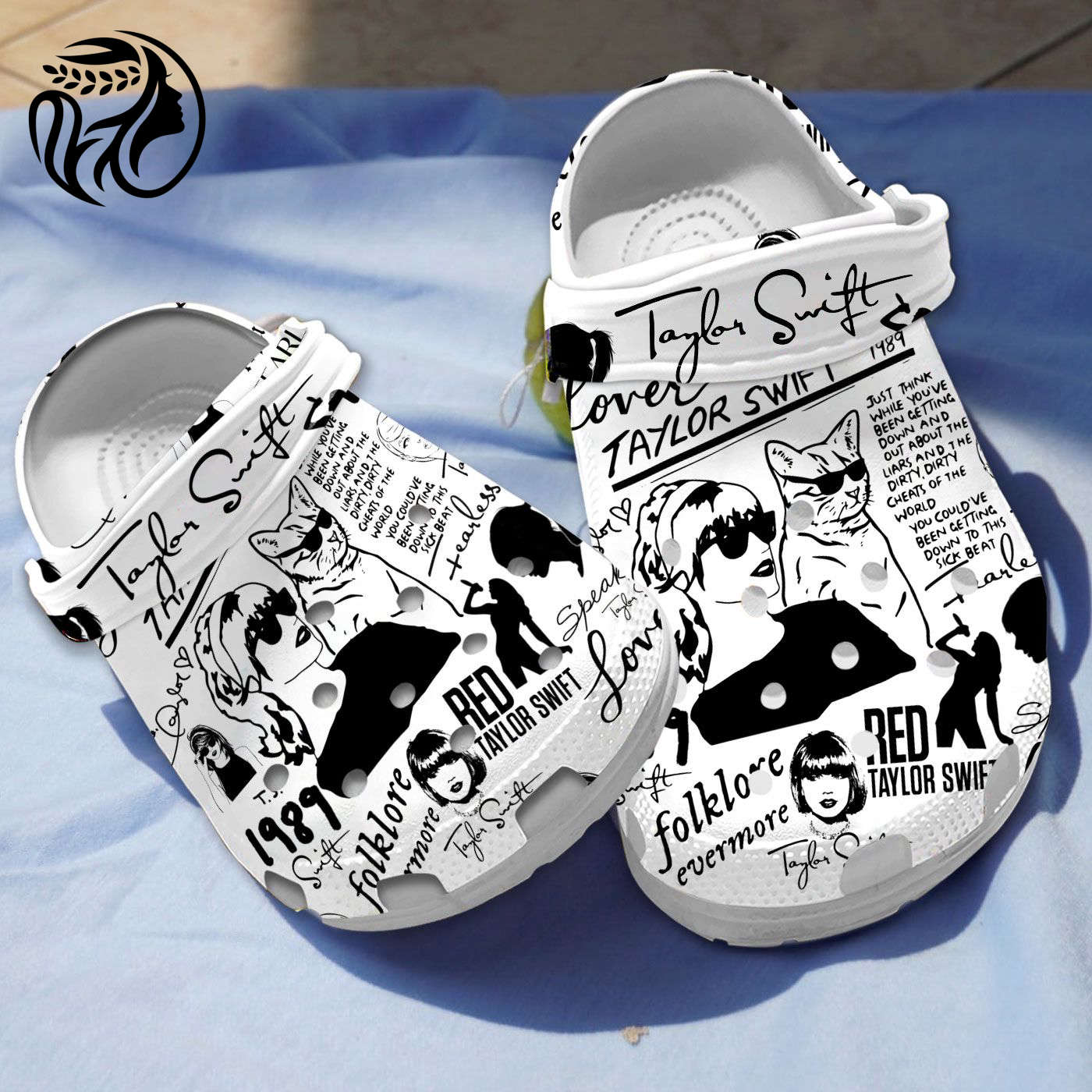 Stylish Soft and Durable Clogs – Taylor Swift Classic Slippers